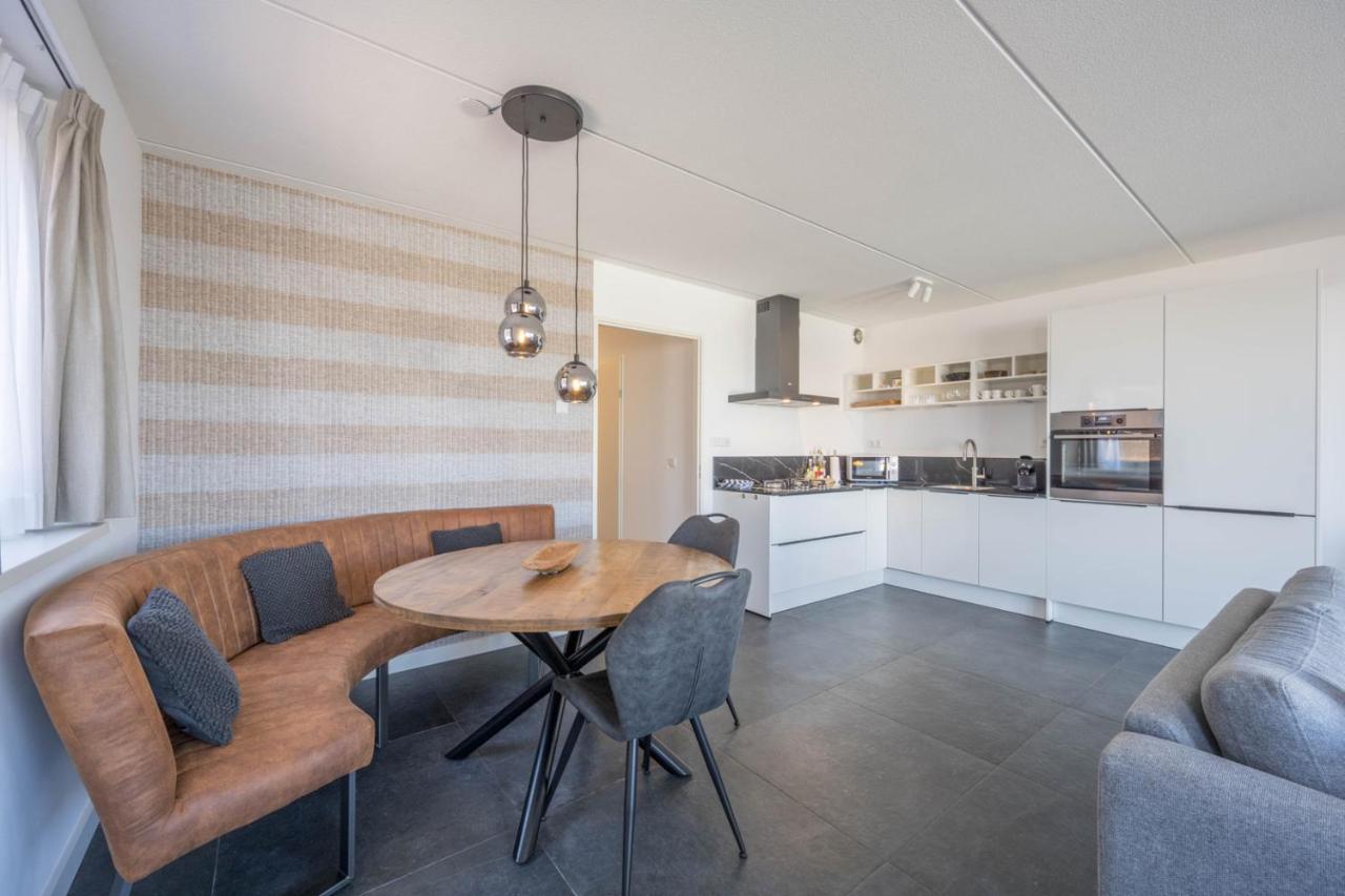 Meerzicht 24 - Luxury Family Accommodation With Beautiful Lake Side View Uitgeest Eksteriør bilde