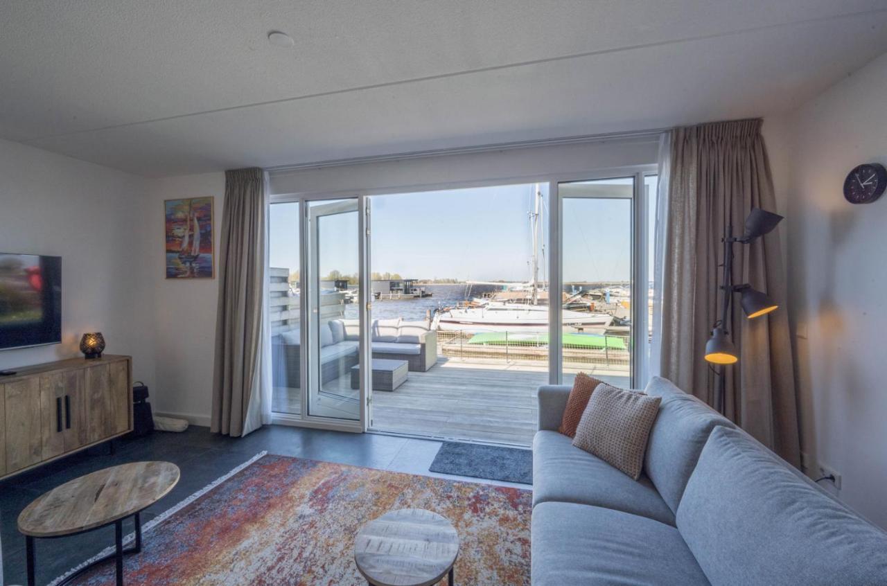 Meerzicht 24 - Luxury Family Accommodation With Beautiful Lake Side View Uitgeest Eksteriør bilde