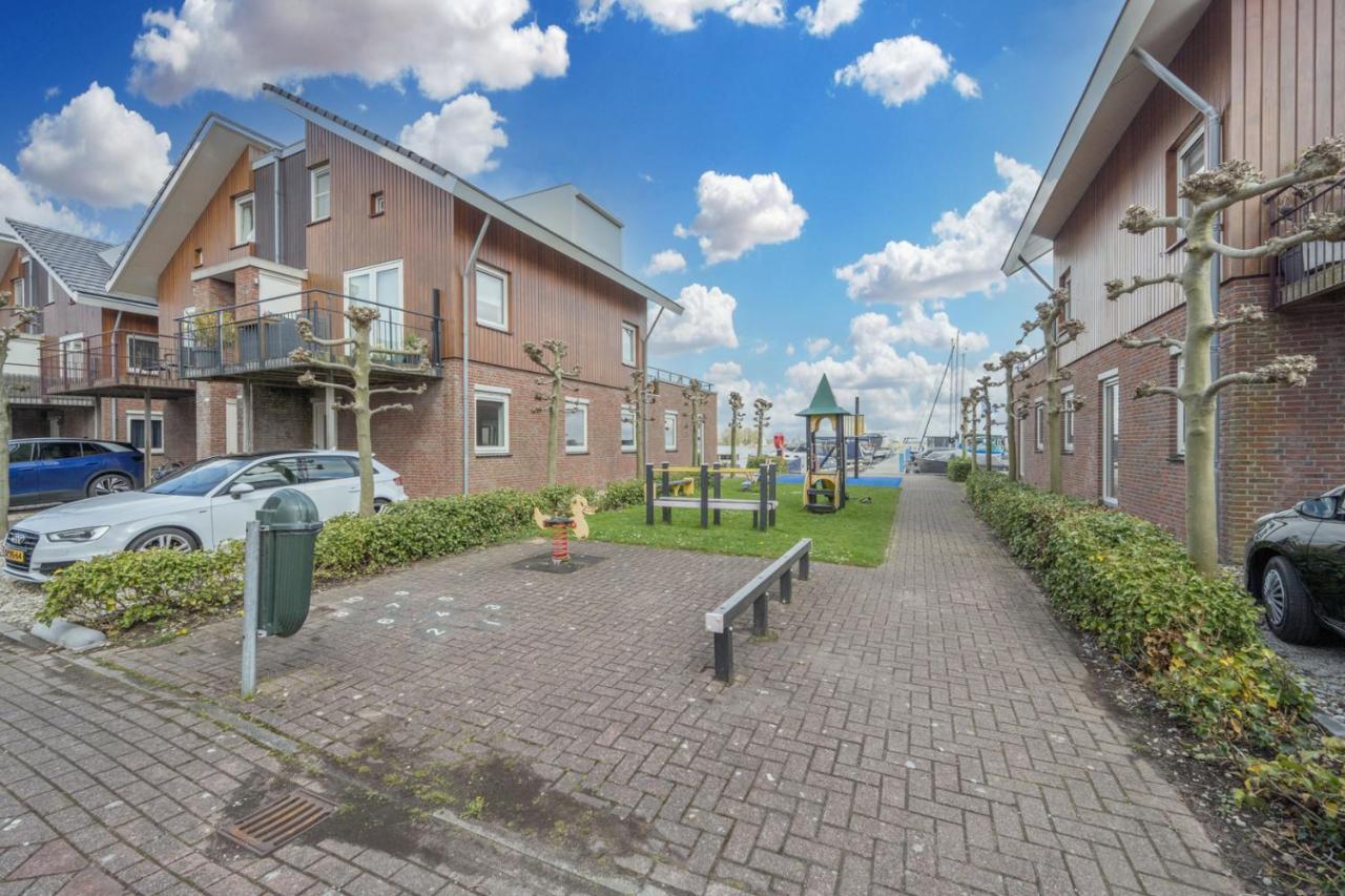 Meerzicht 24 - Luxury Family Accommodation With Beautiful Lake Side View Uitgeest Eksteriør bilde