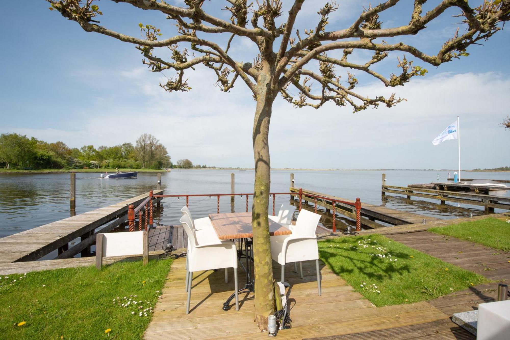 Meerzicht 24 - Luxury Family Accommodation With Beautiful Lake Side View Uitgeest Eksteriør bilde